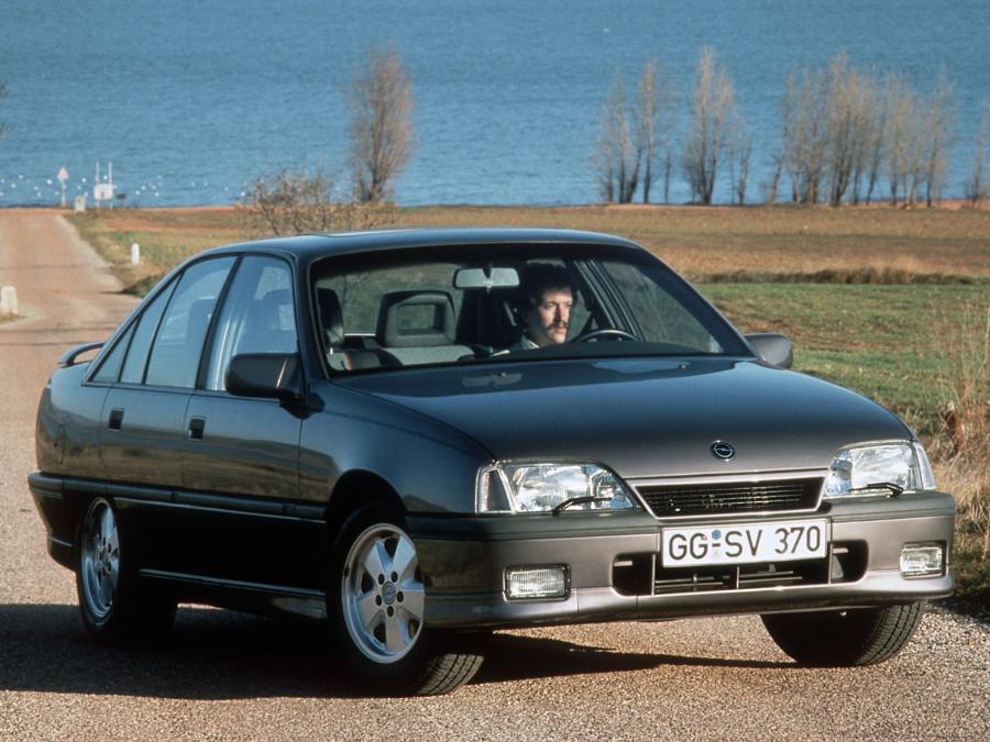  Opel Omega 3000 (A) 1987 года  (фото 29 из 29)
